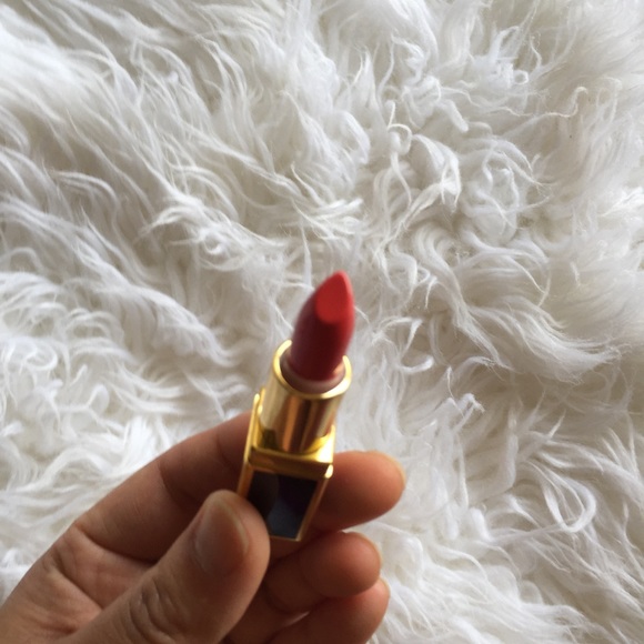 Tom Ford mini lip color. 09 true coral - Picture 5 of 6